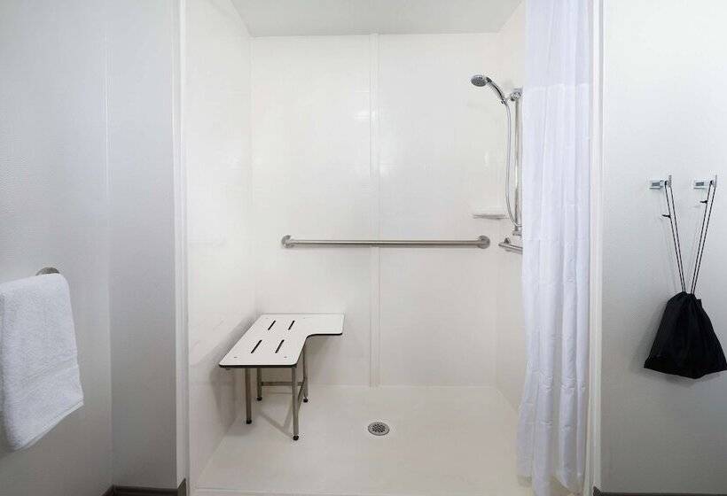 בית מלון כפרי Hampton Inn Niagara Falls