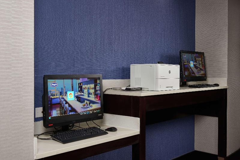 בית מלון כפרי Hampton Inn Niagara Falls