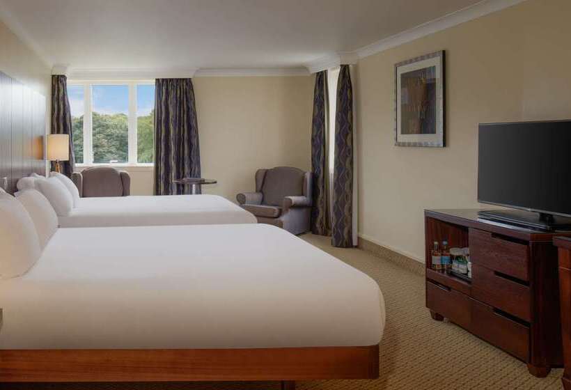 בית מלון כפרי Doubletree By Hilton Belfast Templepatrick