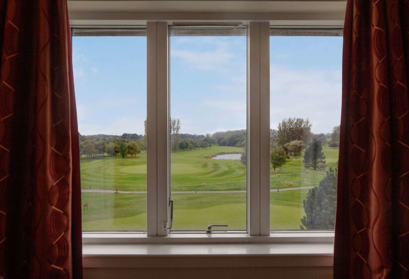 בית מלון כפרי Doubletree By Hilton Belfast Templepatrick