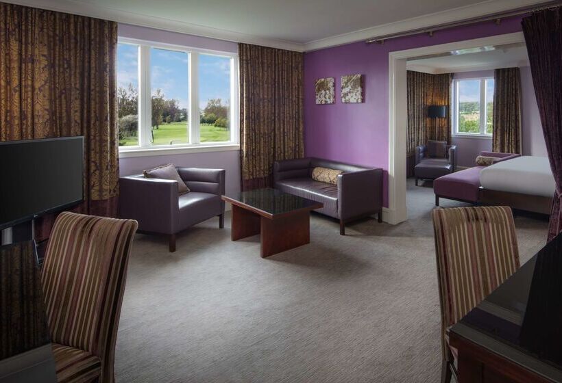 בית מלון כפרי Doubletree By Hilton Belfast Templepatrick