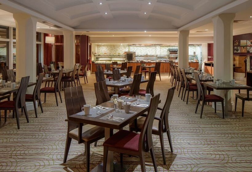 בית מלון כפרי Doubletree By Hilton Belfast Templepatrick