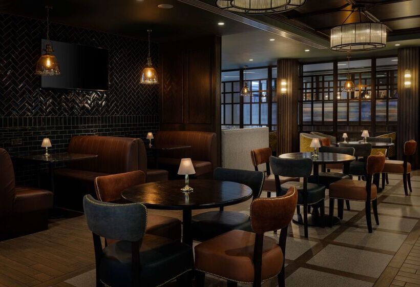 בית מלון כפרי Doubletree By Hilton Belfast Templepatrick