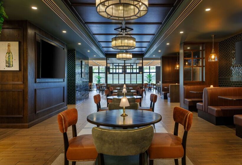 בית מלון כפרי Doubletree By Hilton Belfast Templepatrick