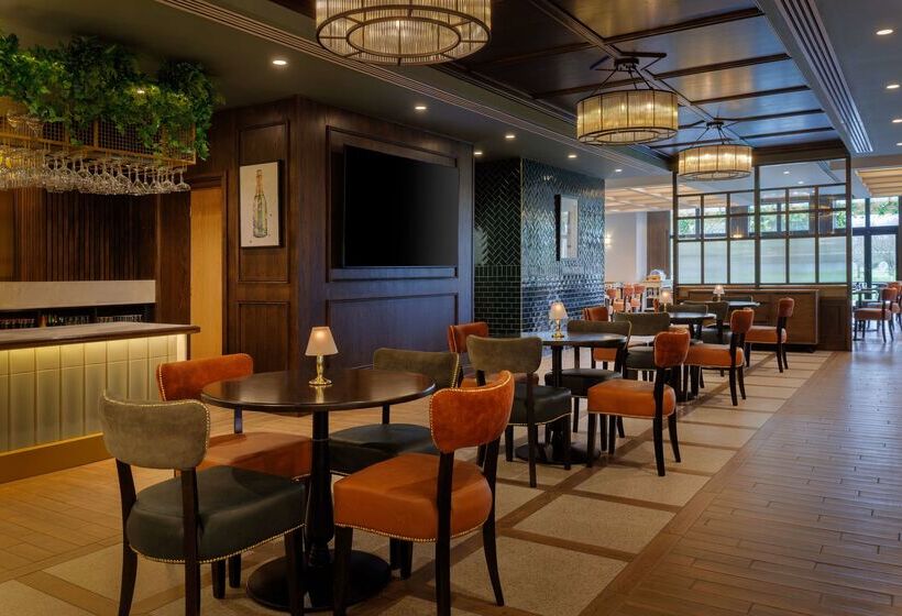 בית מלון כפרי Doubletree By Hilton Belfast Templepatrick