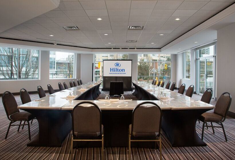 בית מלון כפרי Hilton Vancouver Metrotown