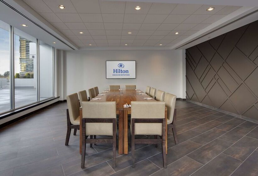 בית מלון כפרי Hilton Vancouver Metrotown