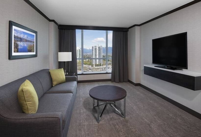 בית מלון כפרי Hilton Vancouver Metrotown