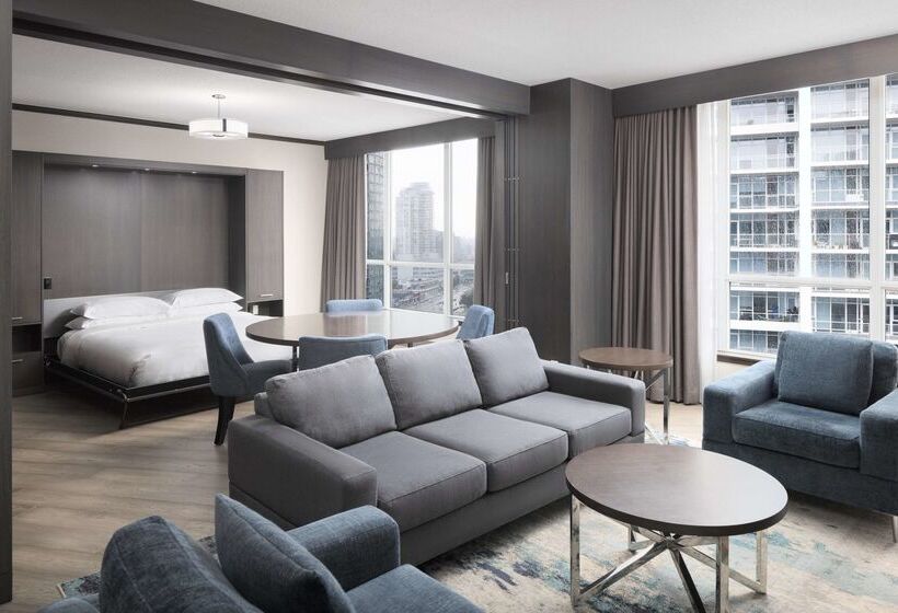 בית מלון כפרי Hilton Vancouver Metrotown