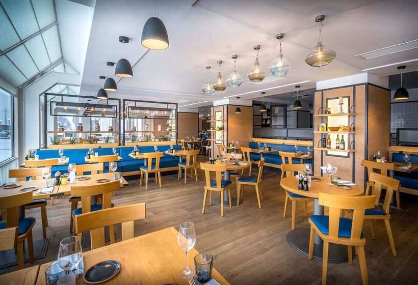 هتل Hilton Vienna Waterfront