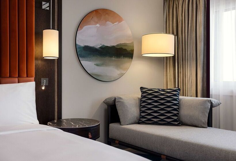 هتل Hilton Vienna Waterfront