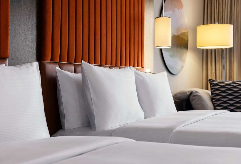 هتل Hilton Vienna Waterfront