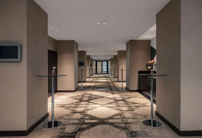 هتل Hilton Vienna Waterfront