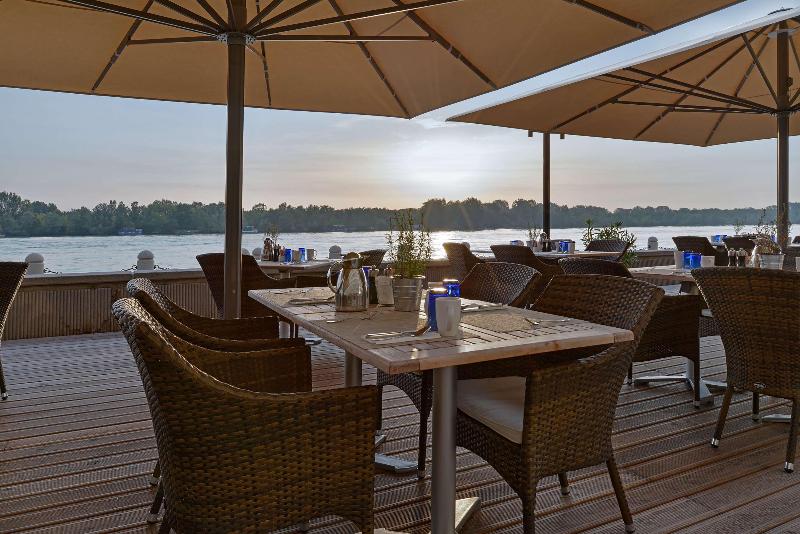 هتل Hilton Vienna Waterfront