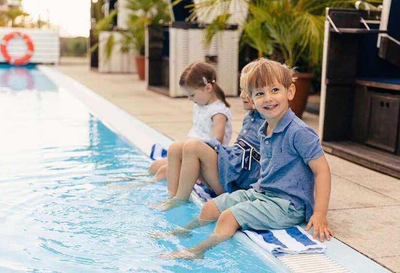 هتل Hilton Vienna Waterfront