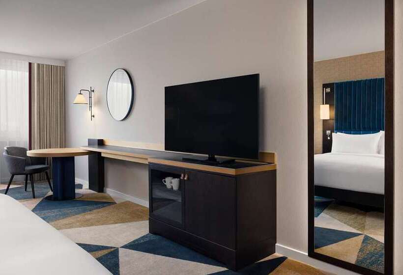 هتل Hilton Vienna Waterfront