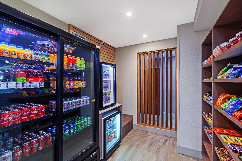 Holiday Inn Express Hotel & Suites Dallas Lewisville, An Ihg