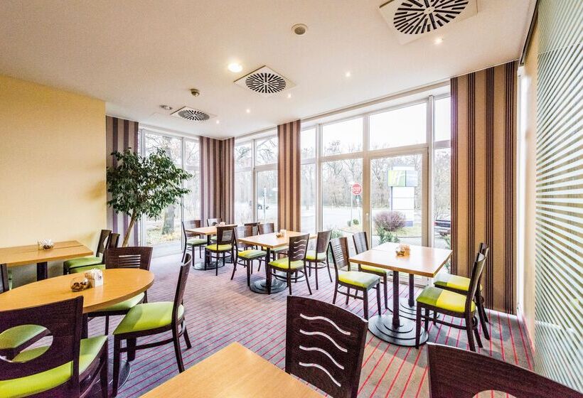 酒店 Holiday Inn Express Frankfurt Airport, An Ihg