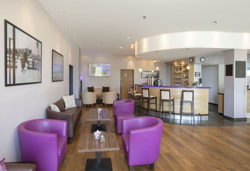 酒店 Holiday Inn Express Frankfurt Airport, An Ihg