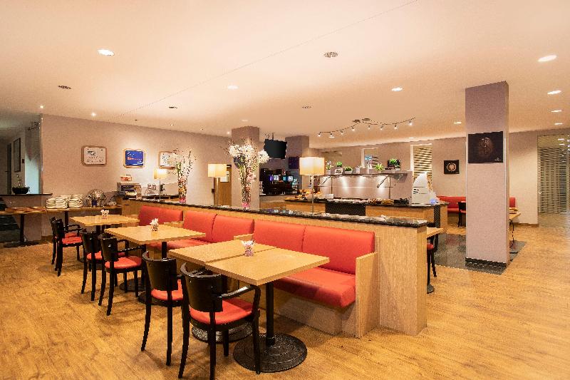 酒店 Holiday Inn Express Frankfurt Airport, An Ihg