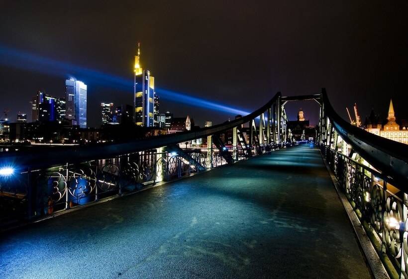 酒店 Holiday Inn Express Frankfurt Airport, An Ihg