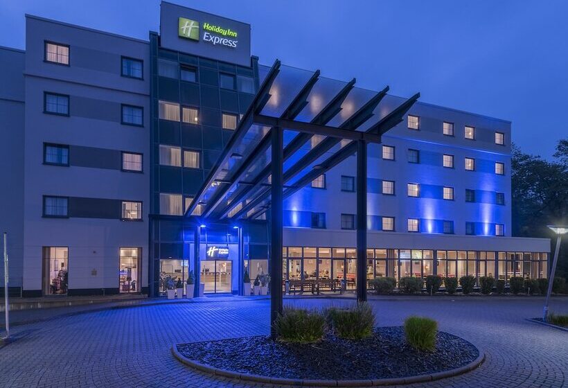 酒店 Holiday Inn Express Frankfurt Airport, An Ihg