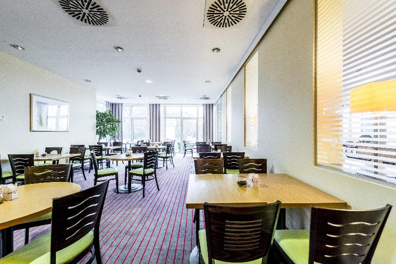 酒店 Holiday Inn Express Frankfurt Airport, An Ihg