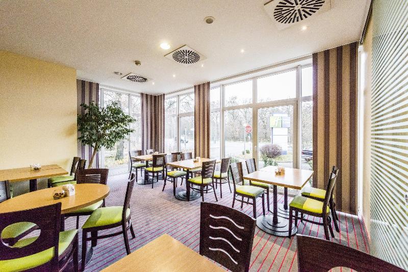 酒店 Holiday Inn Express Frankfurt Airport, An Ihg