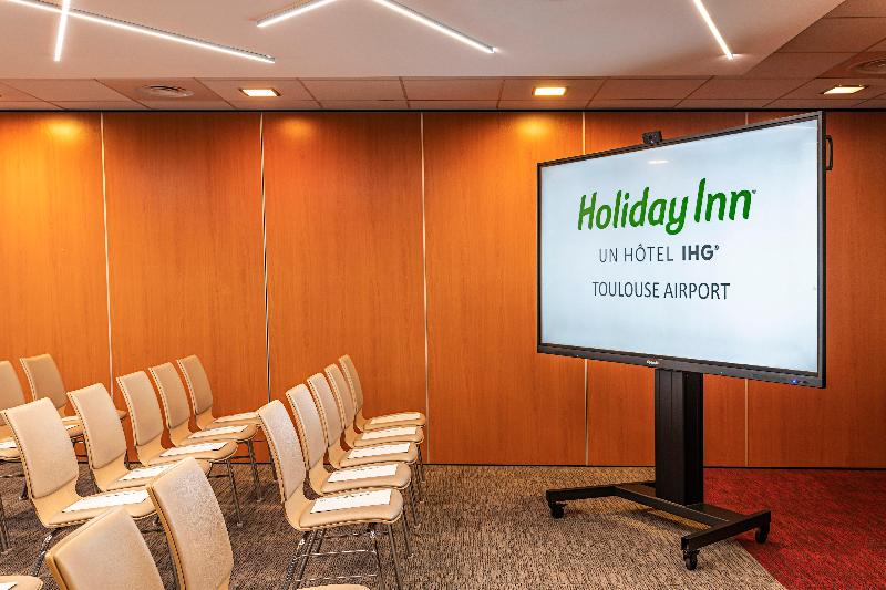 Отель Holiday Inn Toulouse Airport, An Ihg