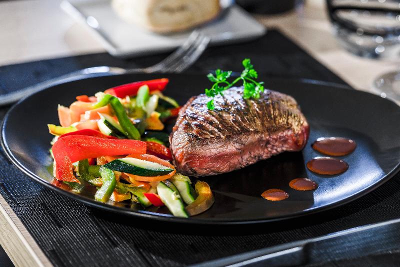 Отель Holiday Inn Toulouse Airport, An Ihg