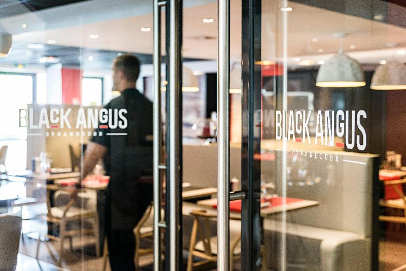 Отель Holiday Inn Toulouse Airport, An Ihg