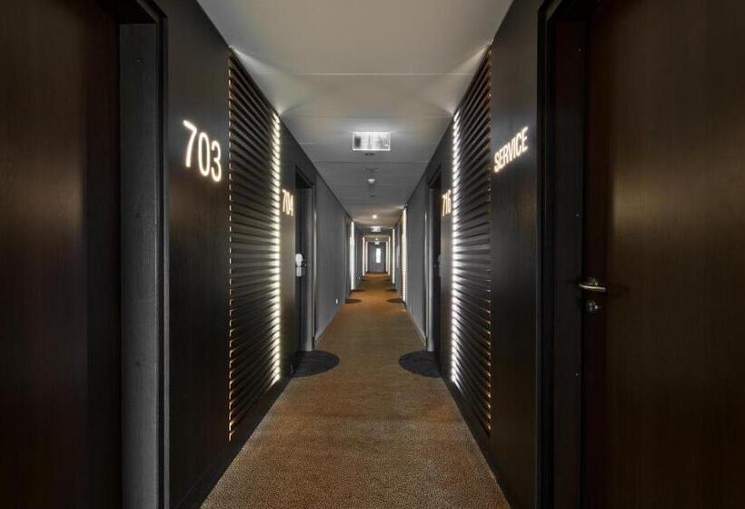 هتل Holiday Inn Vilnius, An Ihg