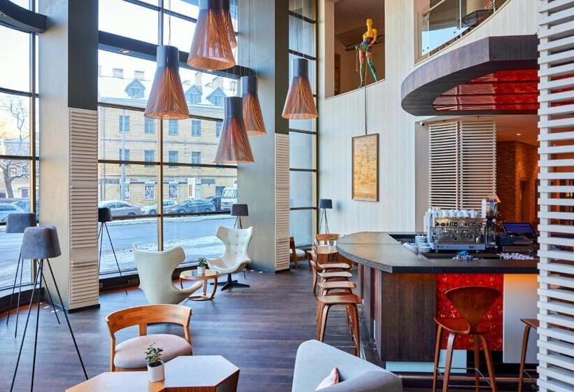 هتل Holiday Inn Vilnius, An Ihg