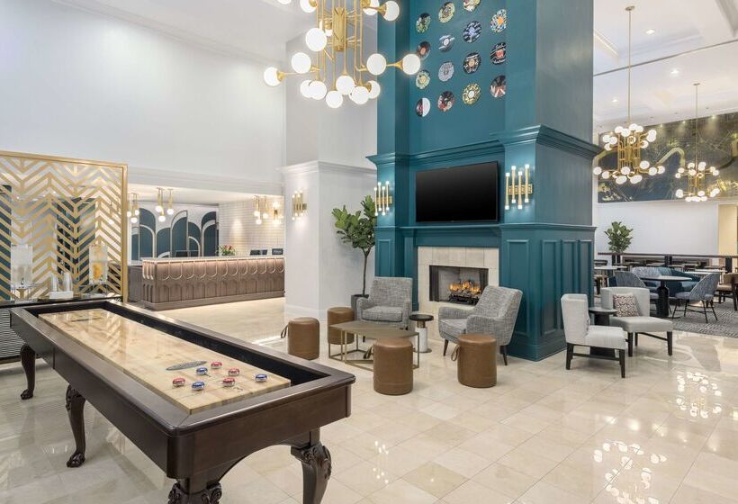 هتل Homewood Suites By Hilton New Orleans