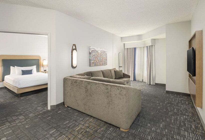 هتل Homewood Suites By Hilton New Orleans
