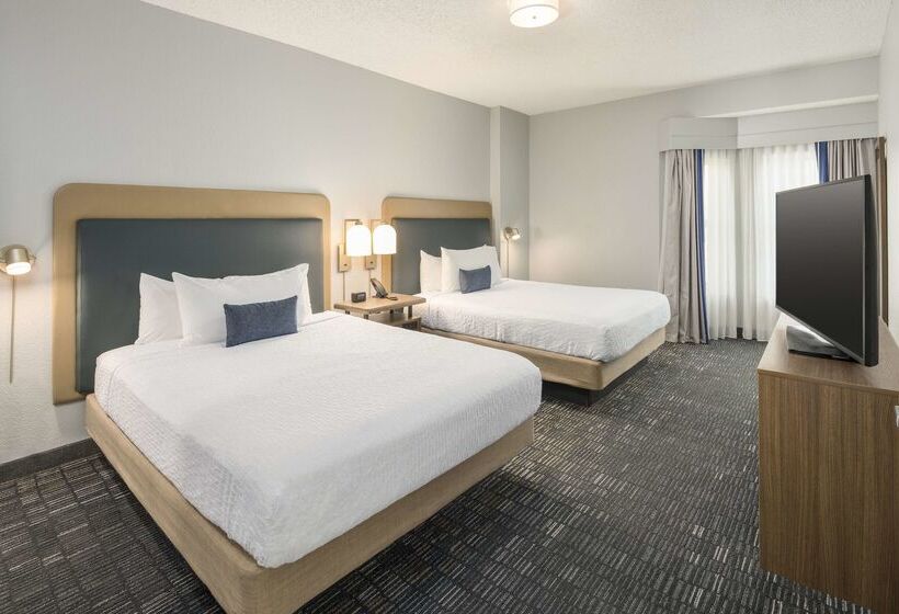 هتل Homewood Suites By Hilton New Orleans