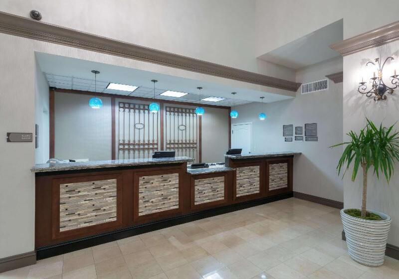 هتل Homewood Suites By Hilton New Orleans