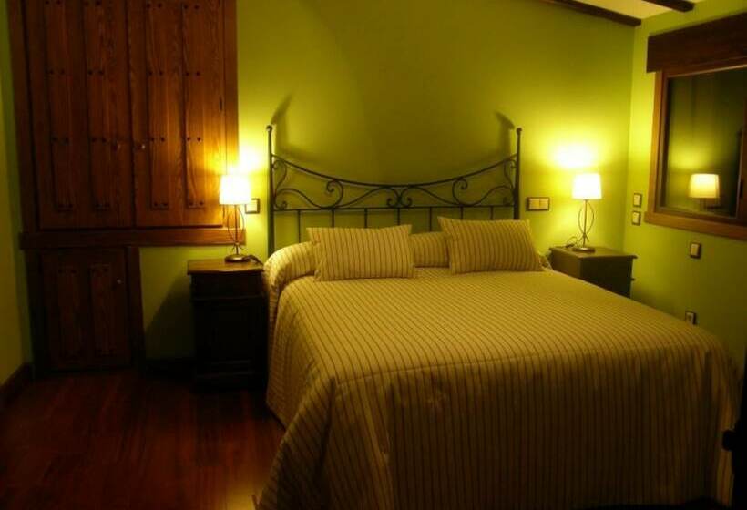 בית מלון כפרי Hostal El Cerro  Only Adults