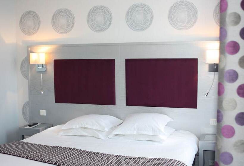 هتل Hôtel L'univers