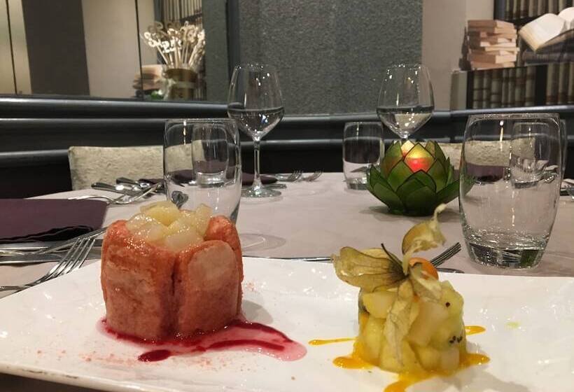 هتل Hôtel L'univers