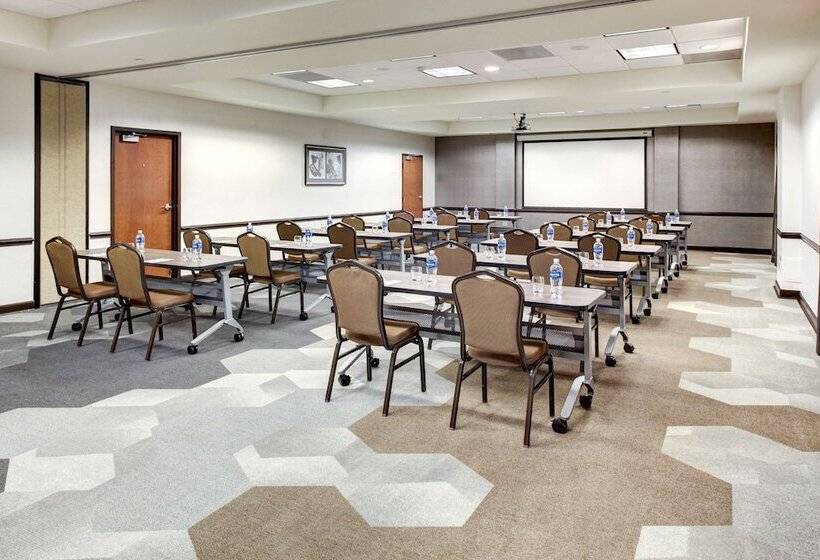 Отель Hyatt Place Mystic