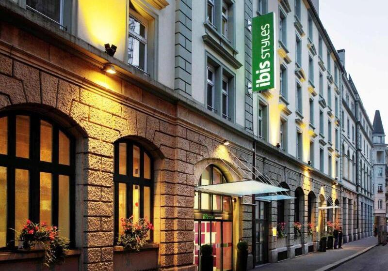 ホテル Ibis Styles Luzern