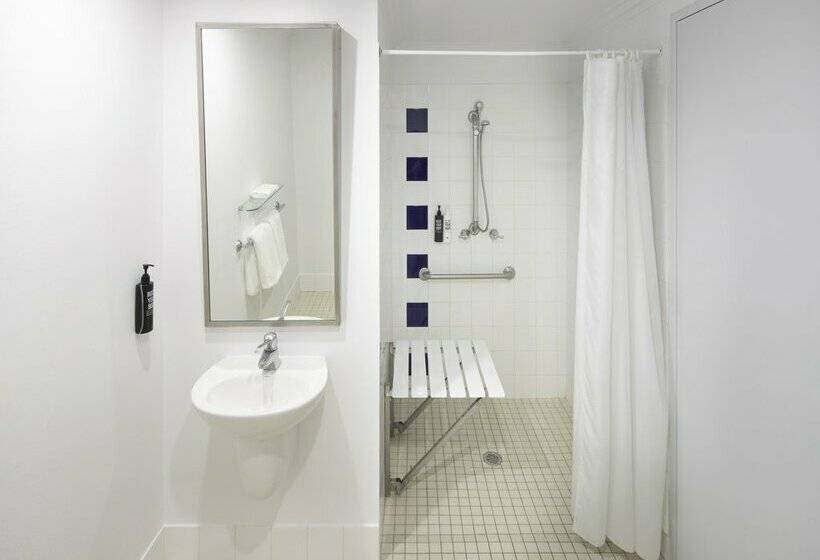 Отель Ibis Styles Sydney Central