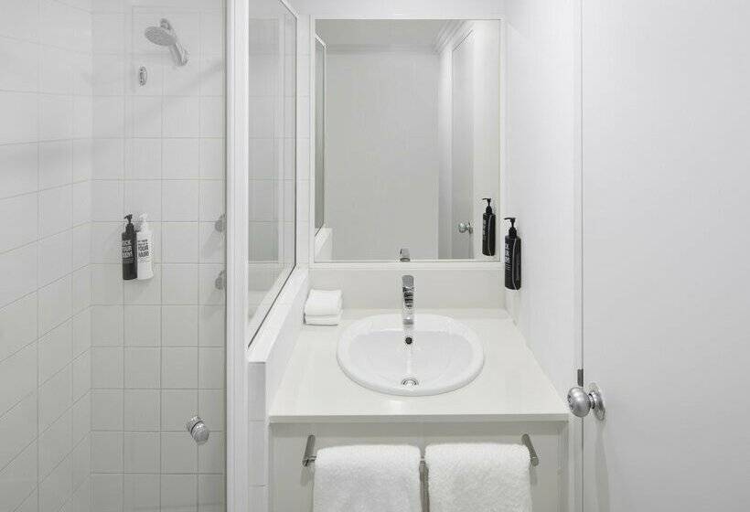 Отель Ibis Styles Sydney Central