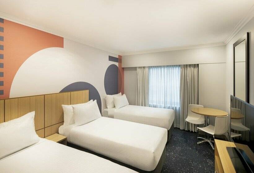Отель Ibis Styles Sydney Central