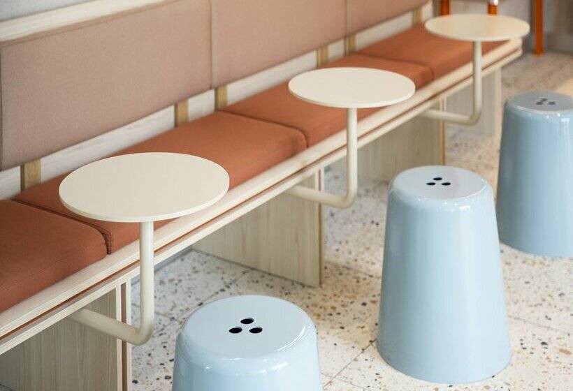 Отель Ibis Styles Sydney Central