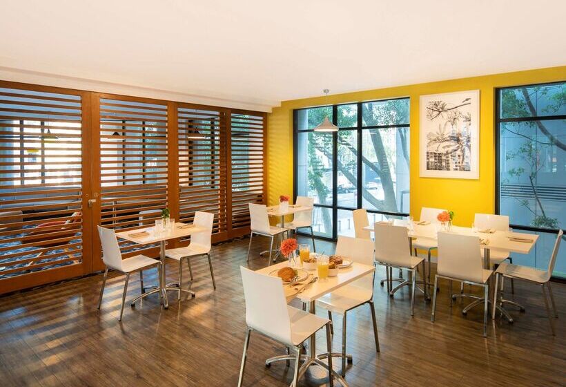 Отель Ibis Styles Sydney Central