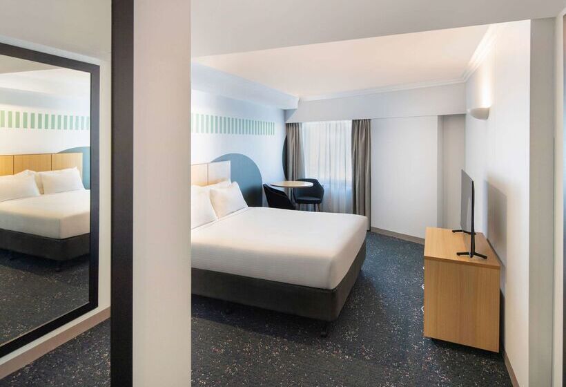 Отель Ibis Styles Sydney Central