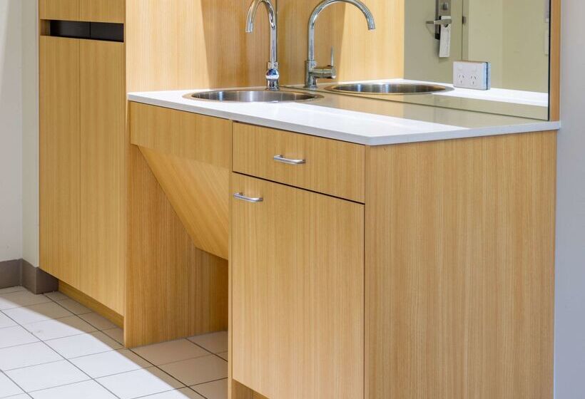 Отель Ibis Styles Sydney Central