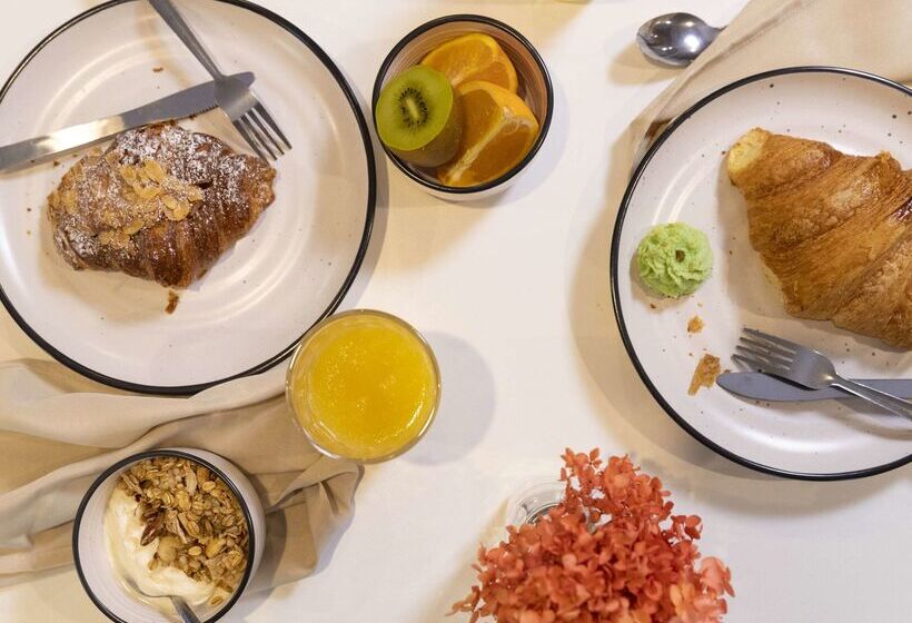 Отель Ibis Styles Sydney Central